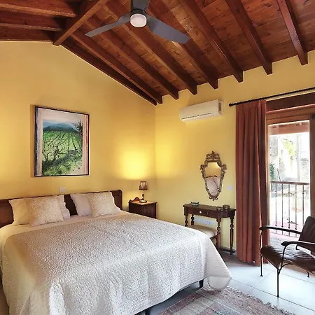 Kantara House - A Rural Retreat Of Comfort & Class! Holiday home Arsos