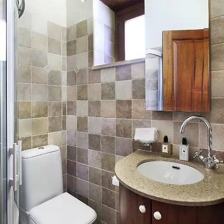 Kantara House - A Rural Retreat Of Comfort & Class! Case de vacanță Arsos